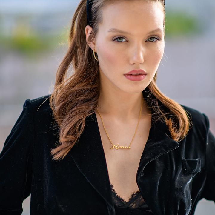 Signature Name necklace – Online Customized Gifts