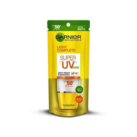 Garnier Light Complete SPF50+ Super UV Sunblock 15ml