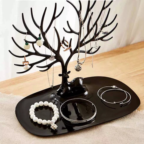 Black Deer Earings organizer