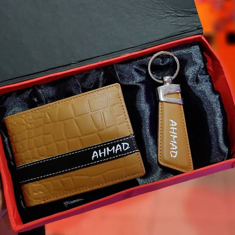 Customized leather wallet keychain
